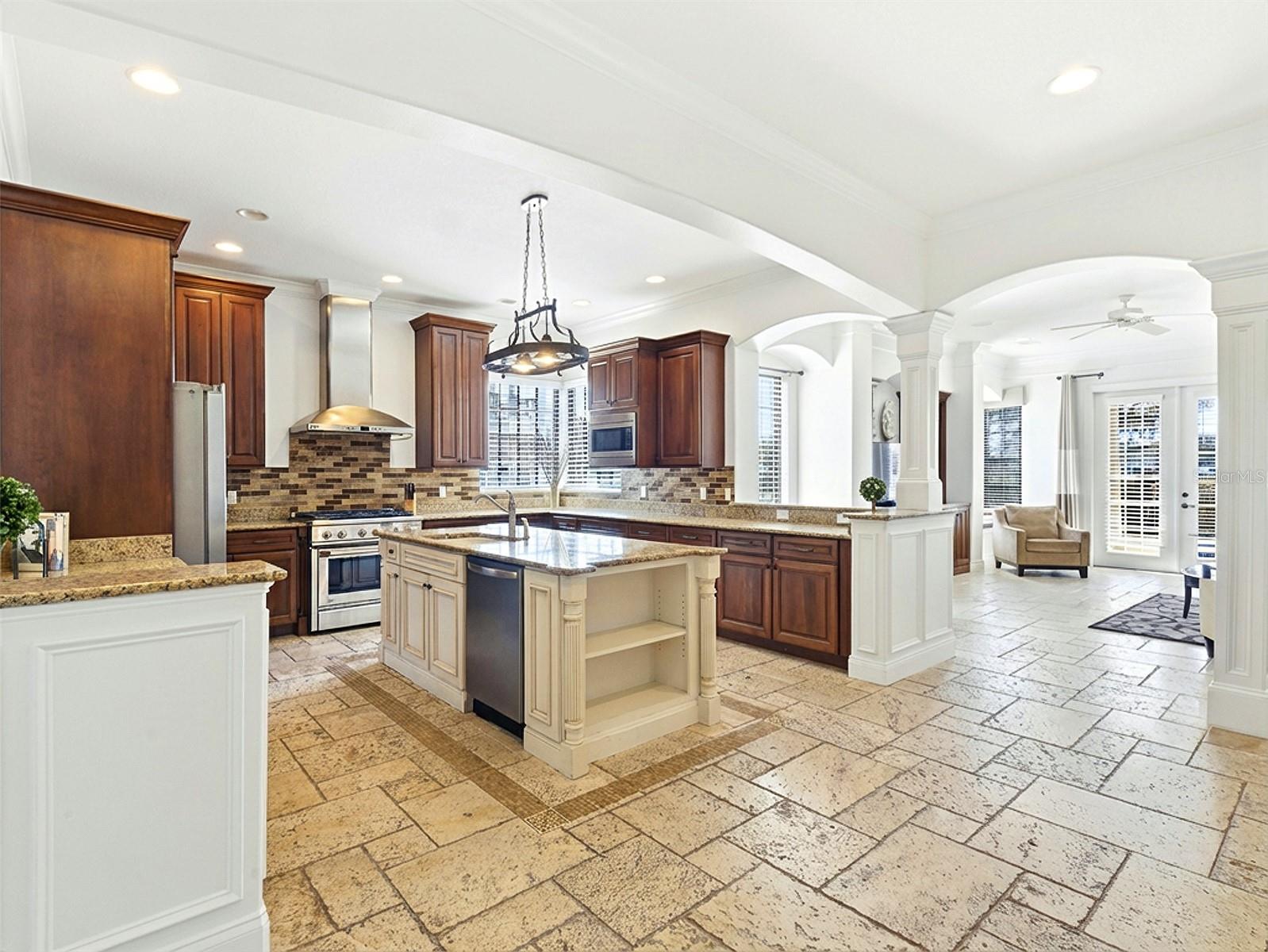 REUNION WEST VLGS NORTH - Residential