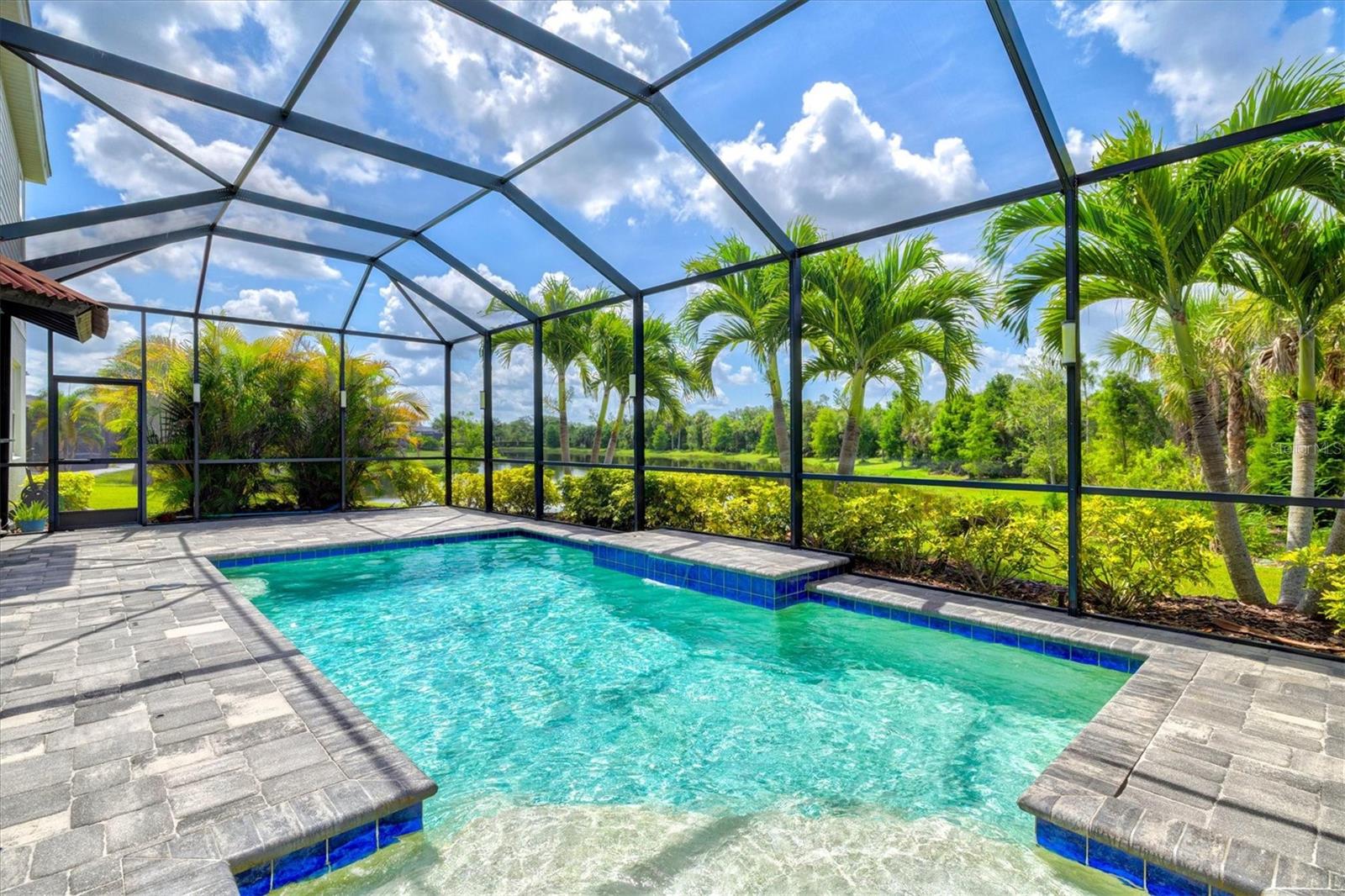 GRAND PALM - Residential