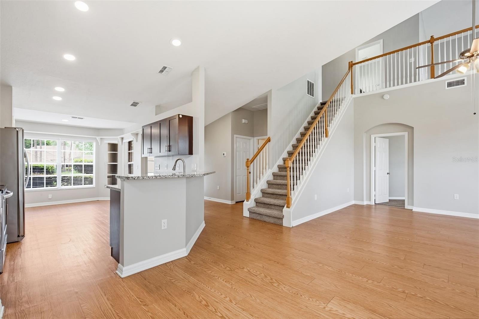 7444 MOORGATE COURT
