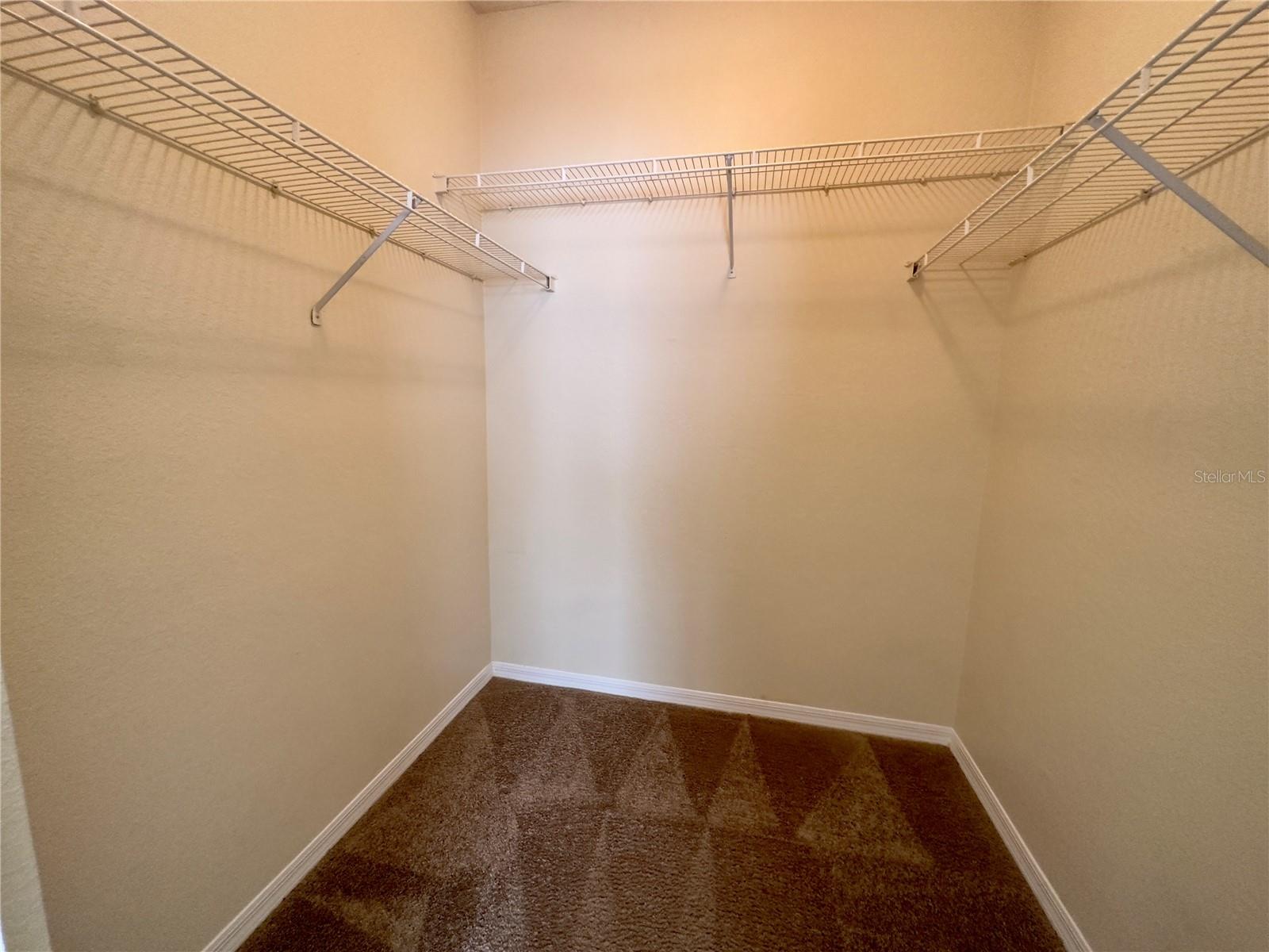 FOUNTAINS/METRO WEST - Residential Lease