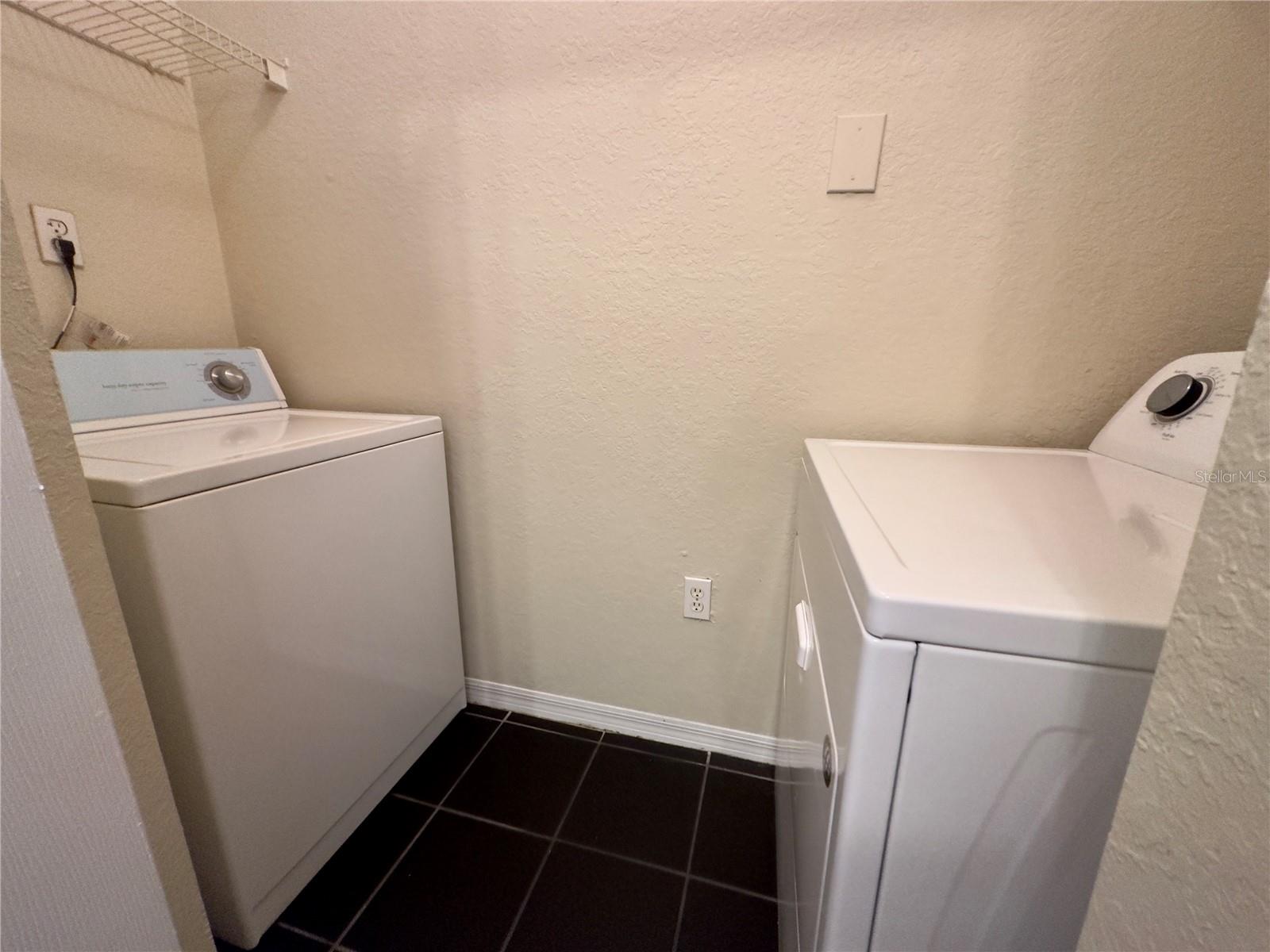 FOUNTAINS/METRO WEST - Residential Lease