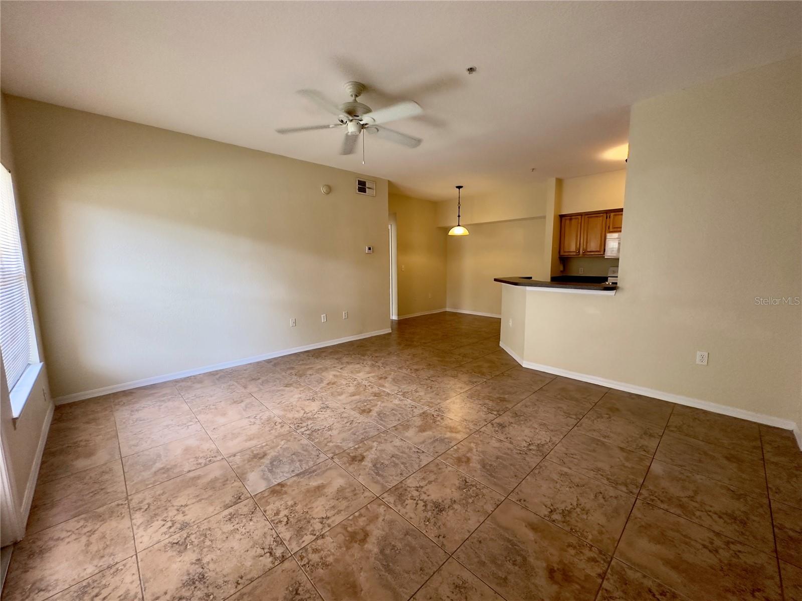 FOUNTAINS/METRO WEST - Residential Lease