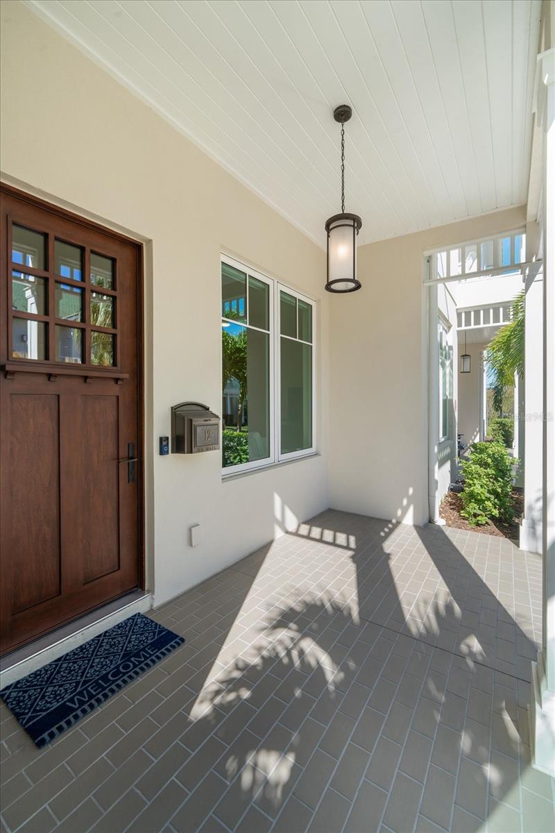 12 COUNTRY CLUB LANE