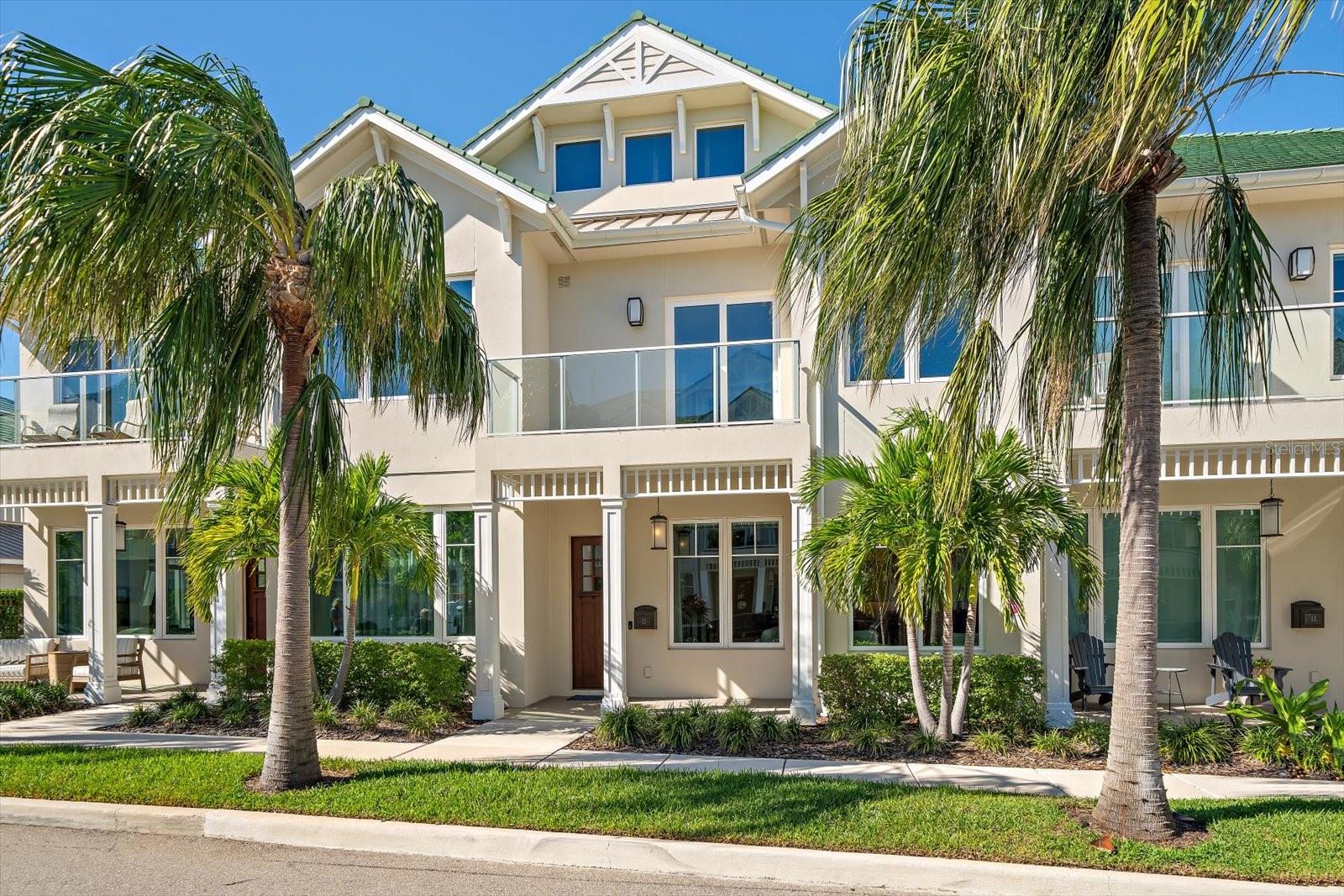 12 COUNTRY CLUB LANE