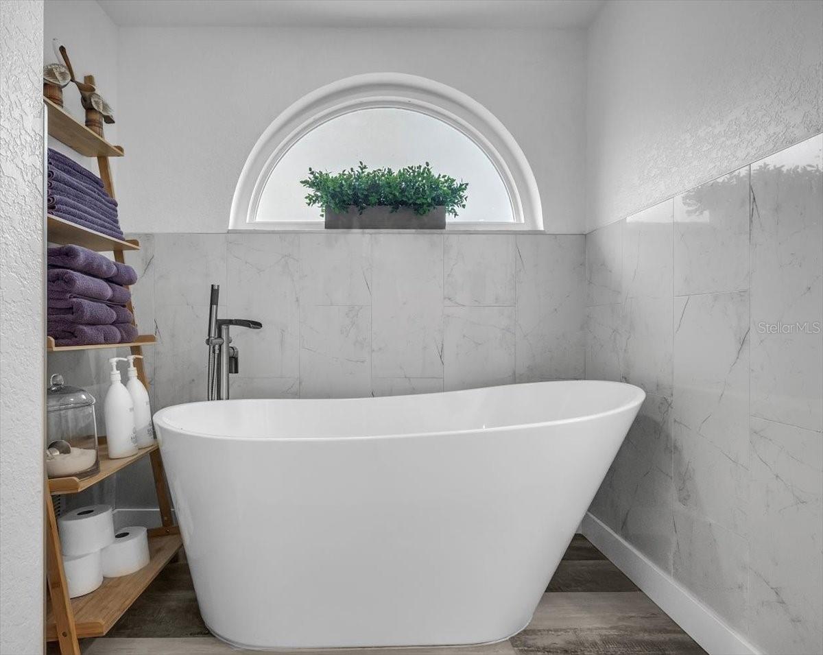 PUNTA GORDA ISLES SEC 20 - Residential