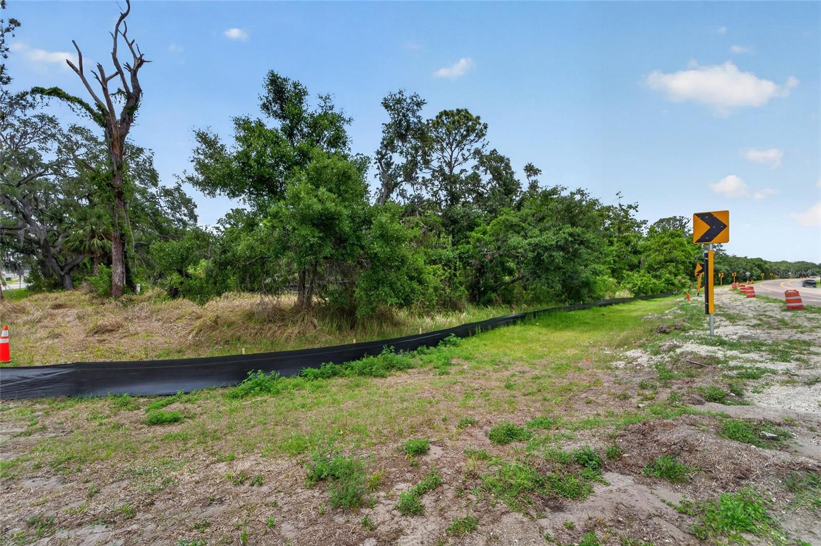 UNPLATTED - Land