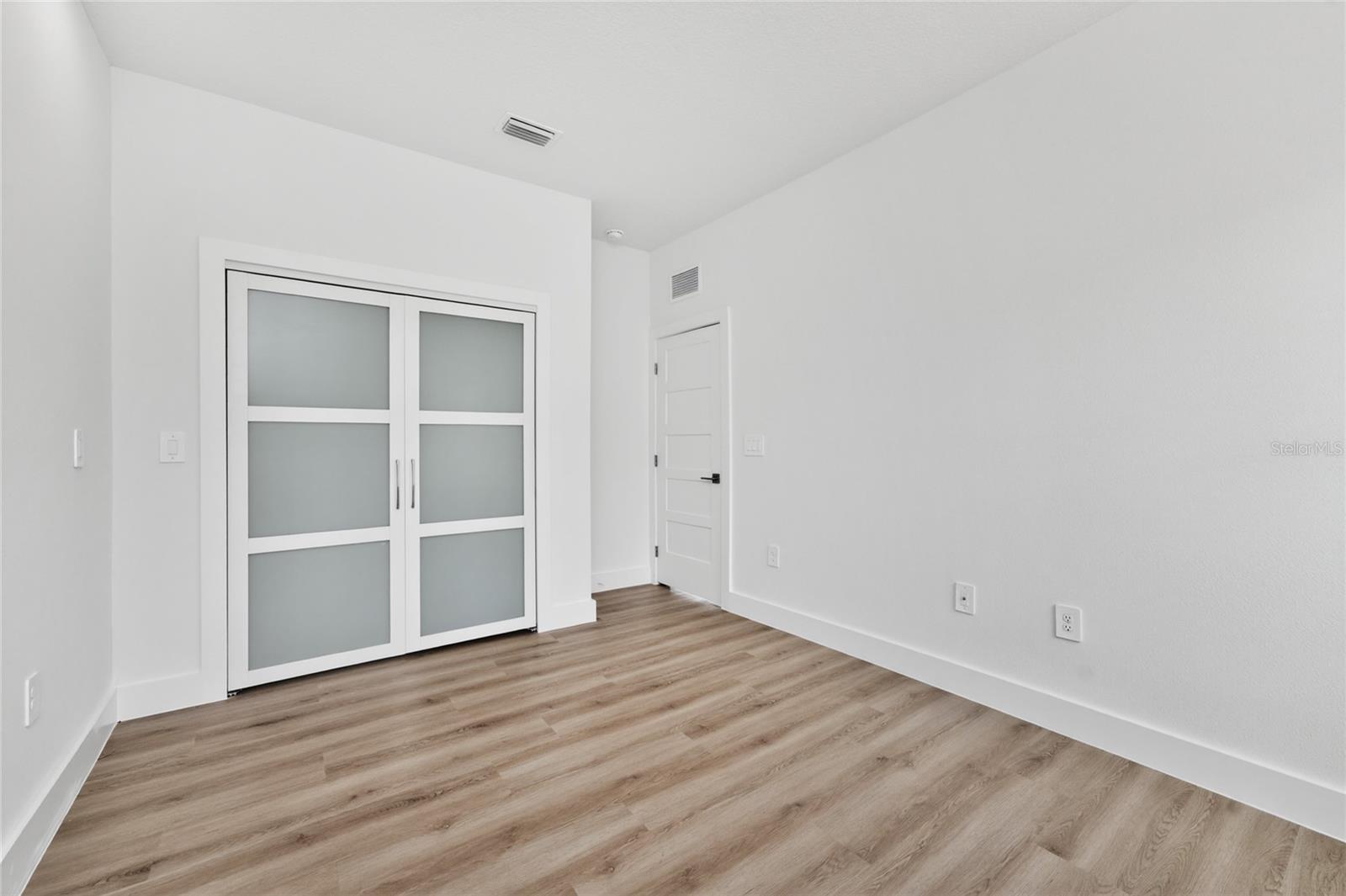 ROTONDA LAKES - Residential
