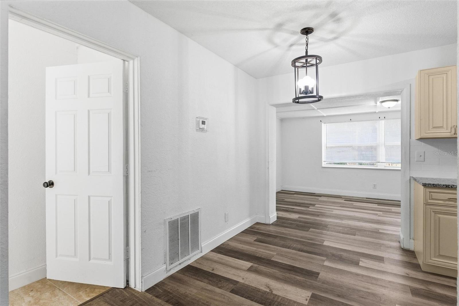 DAYTONA BEACH - Residential