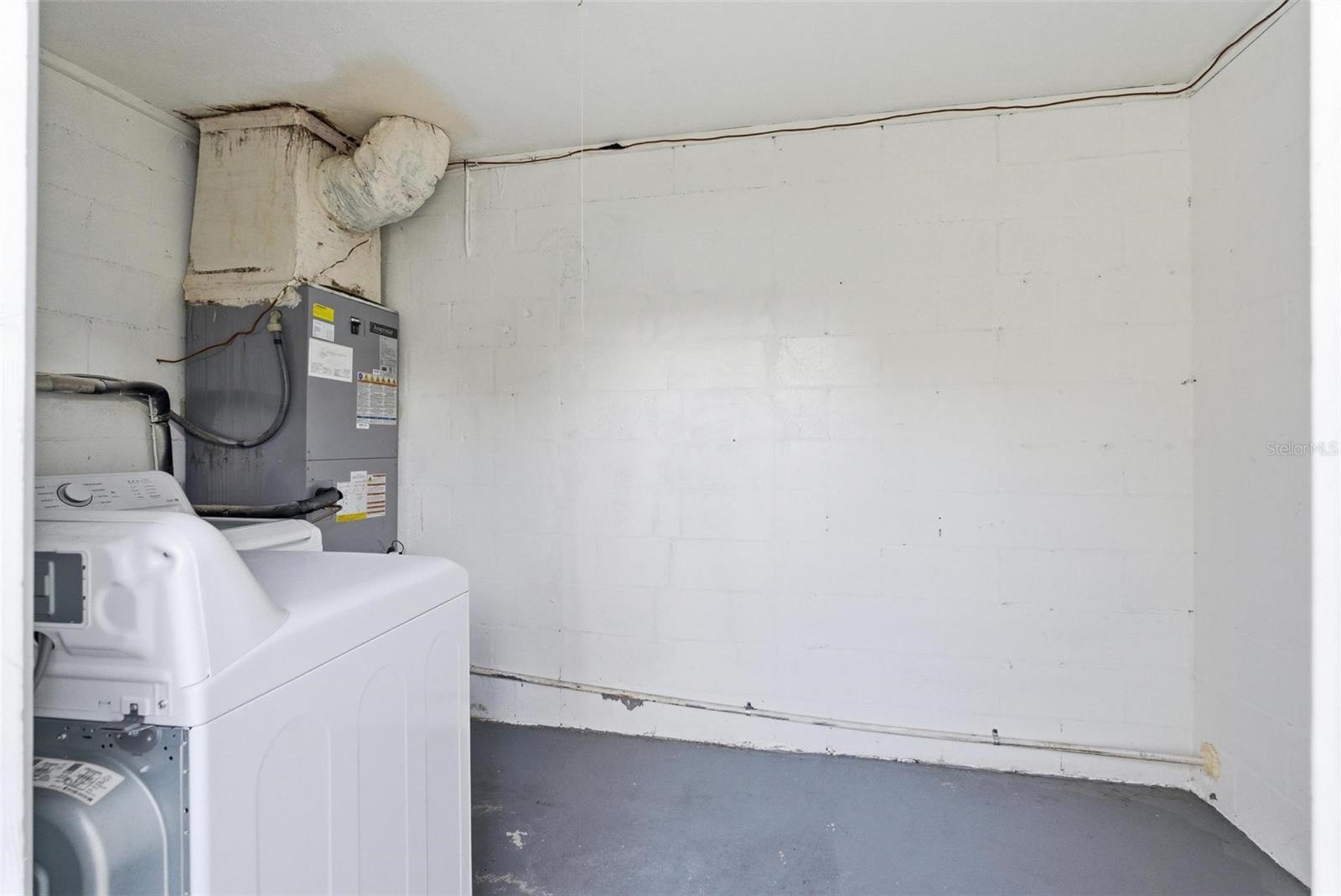 DAYTONA BEACH - Residential