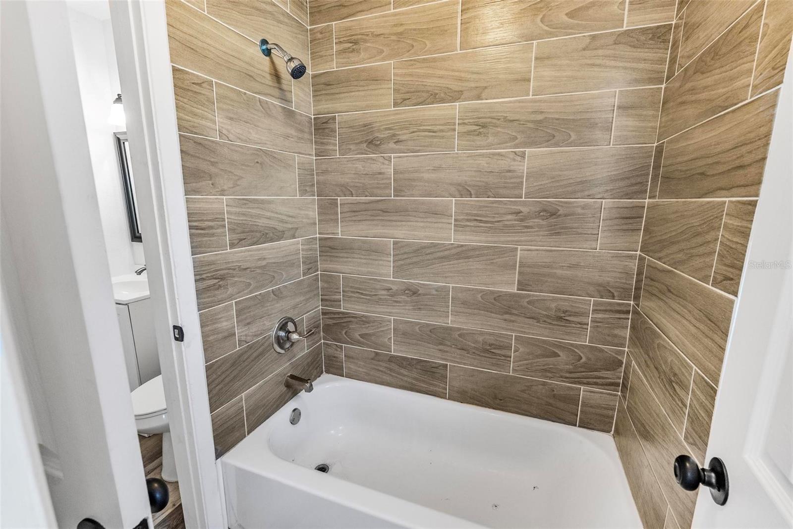 DAYTONA BEACH - Residential