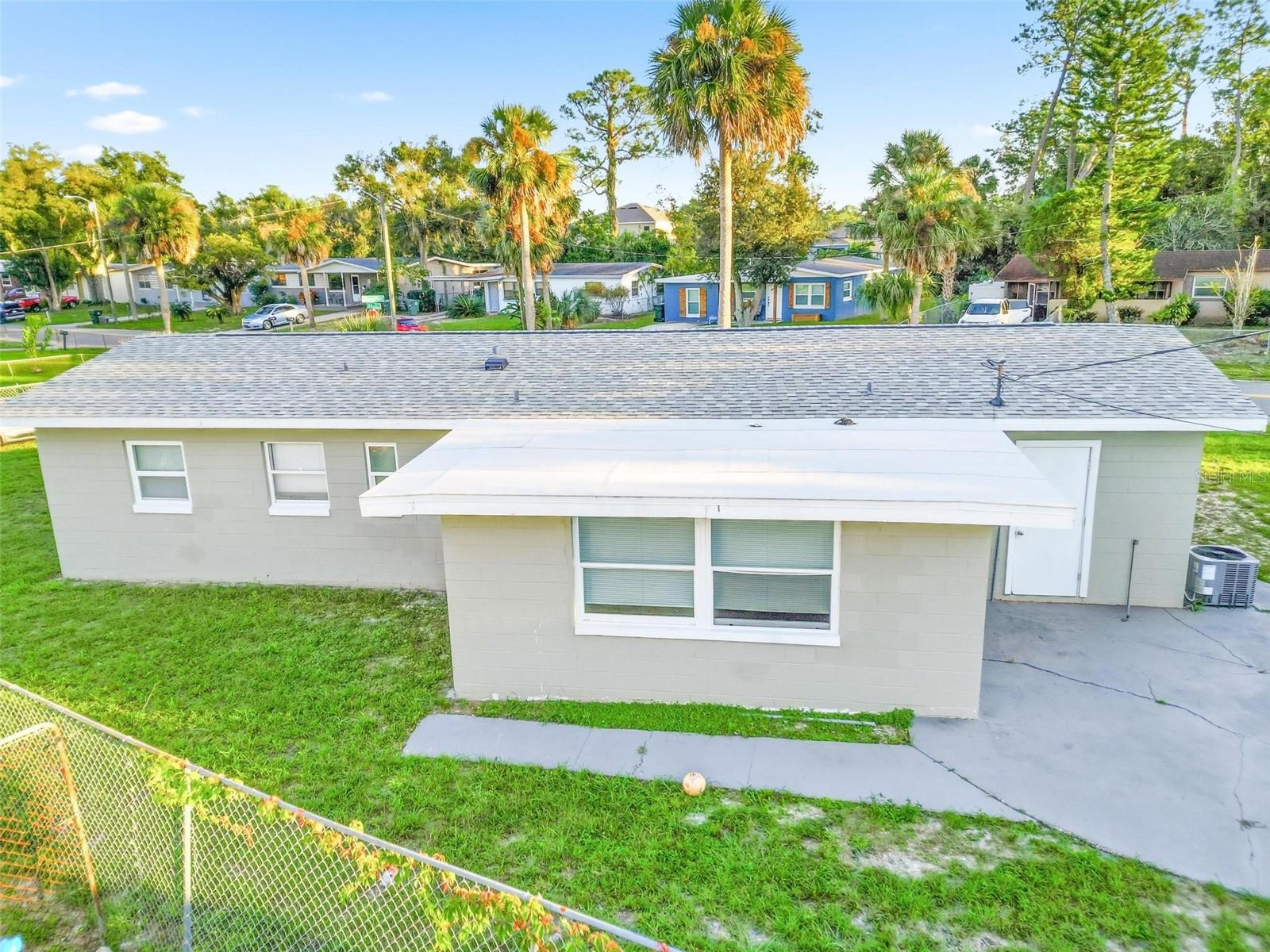 DAYTONA BEACH - Residential