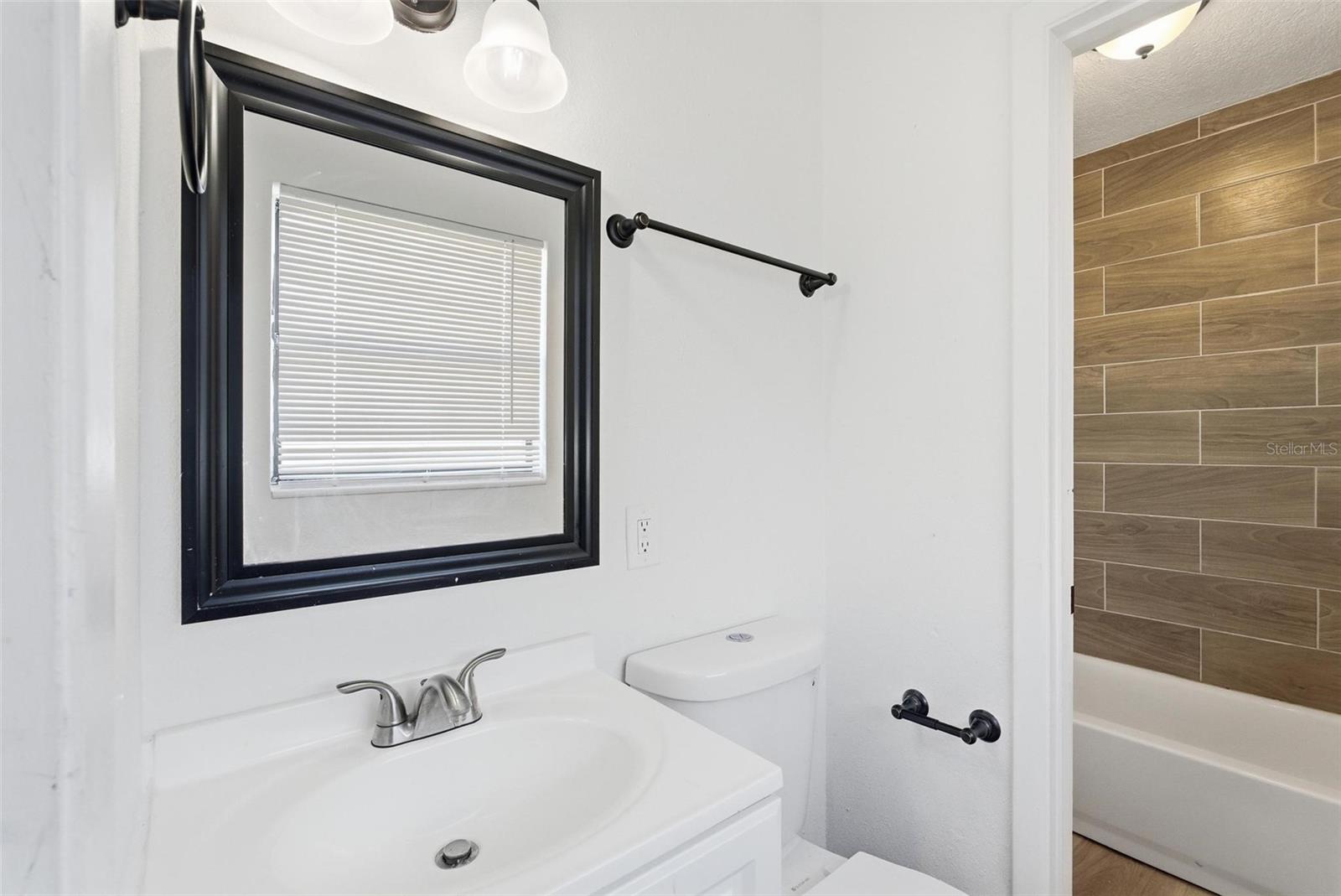 DAYTONA BEACH - Residential