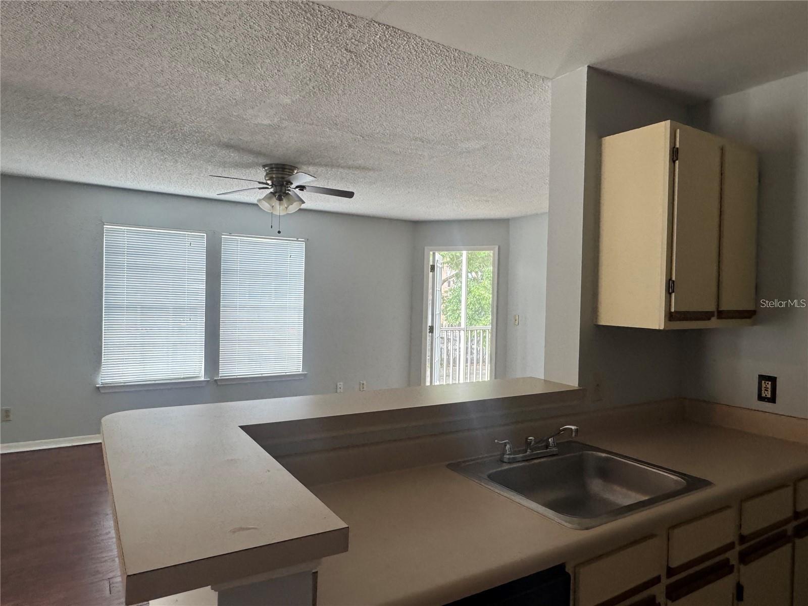 6154 WESTGATE DRIVE 202
