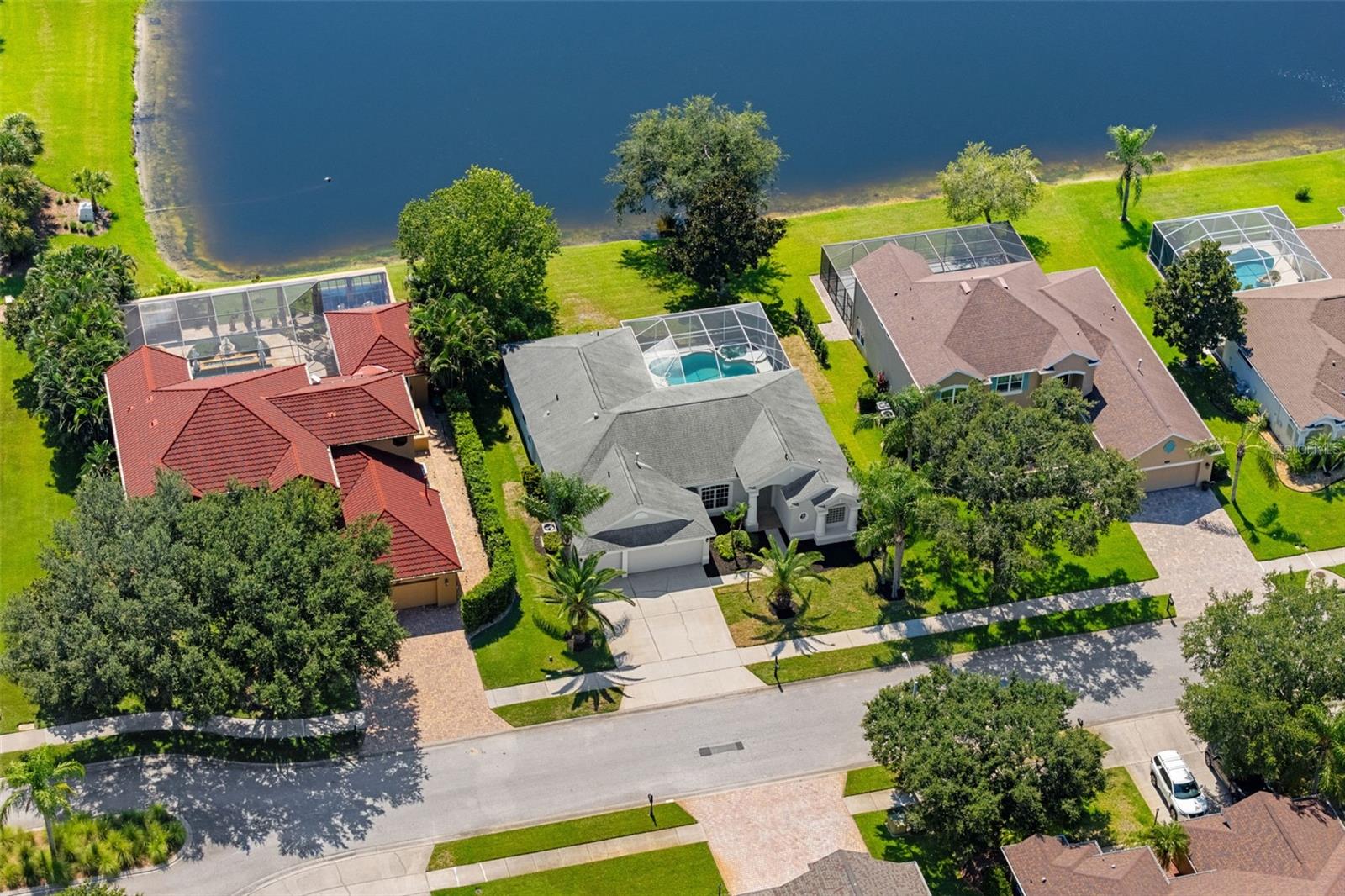 SAWGRASS AT SUNTREE PHASE ONE - Residential