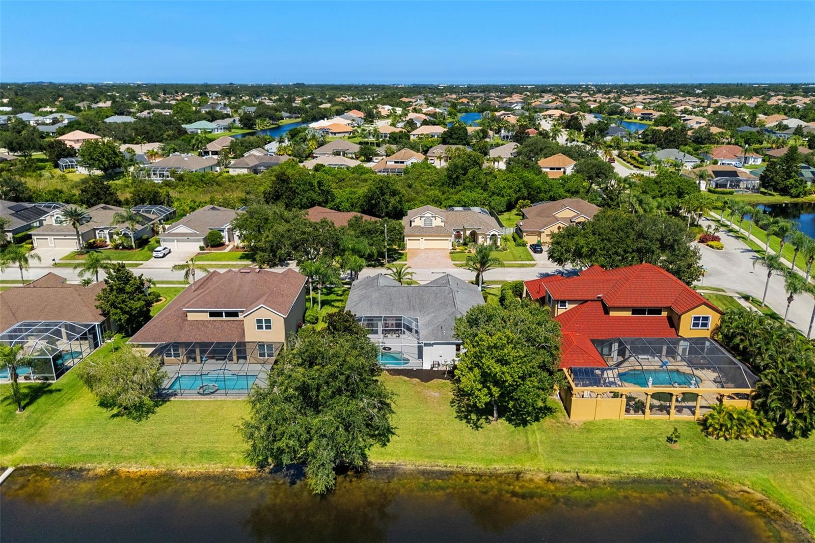 SAWGRASS AT SUNTREE PHASE ONE - Residential