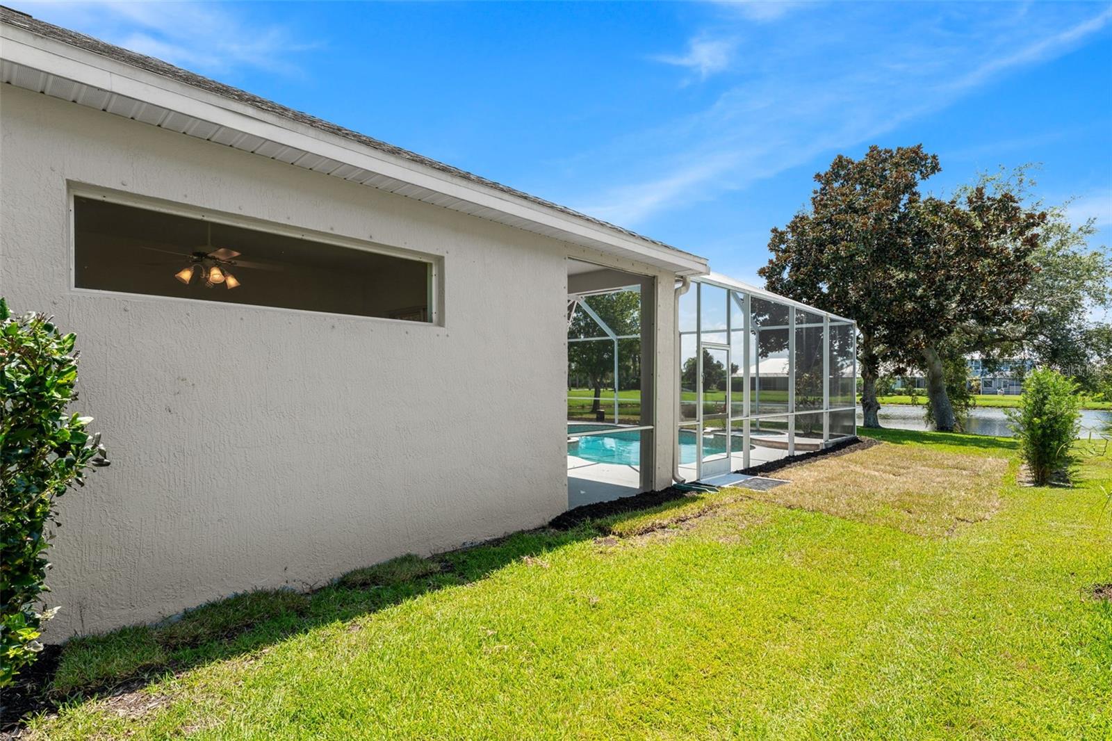 SAWGRASS AT SUNTREE PHASE ONE - Residential