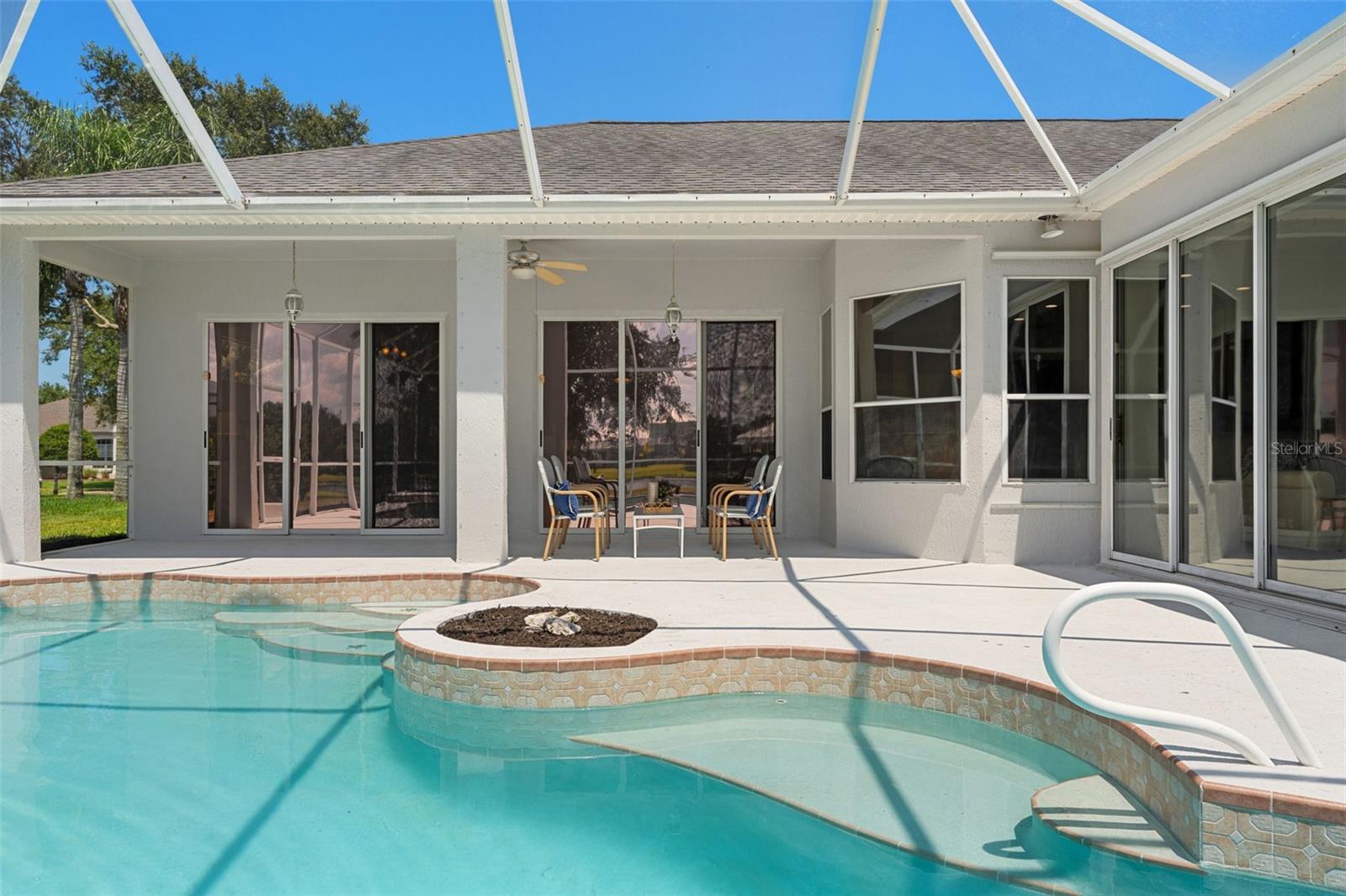 SAWGRASS AT SUNTREE PHASE ONE - Residential