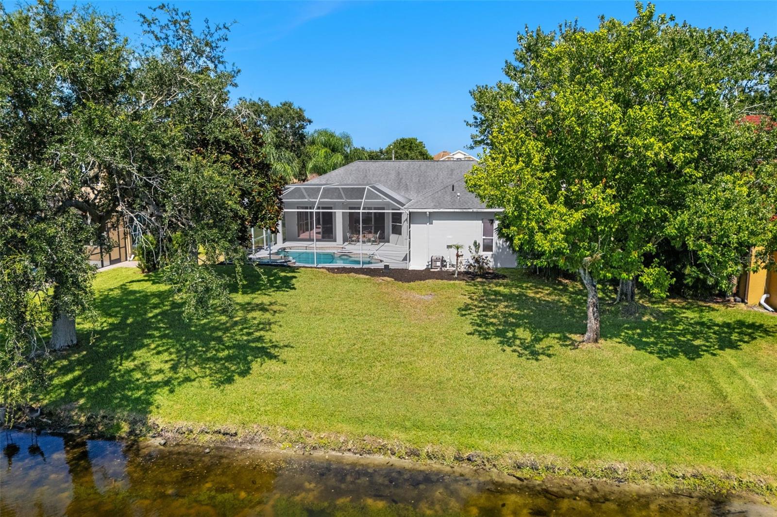 SAWGRASS AT SUNTREE PHASE ONE - Residential