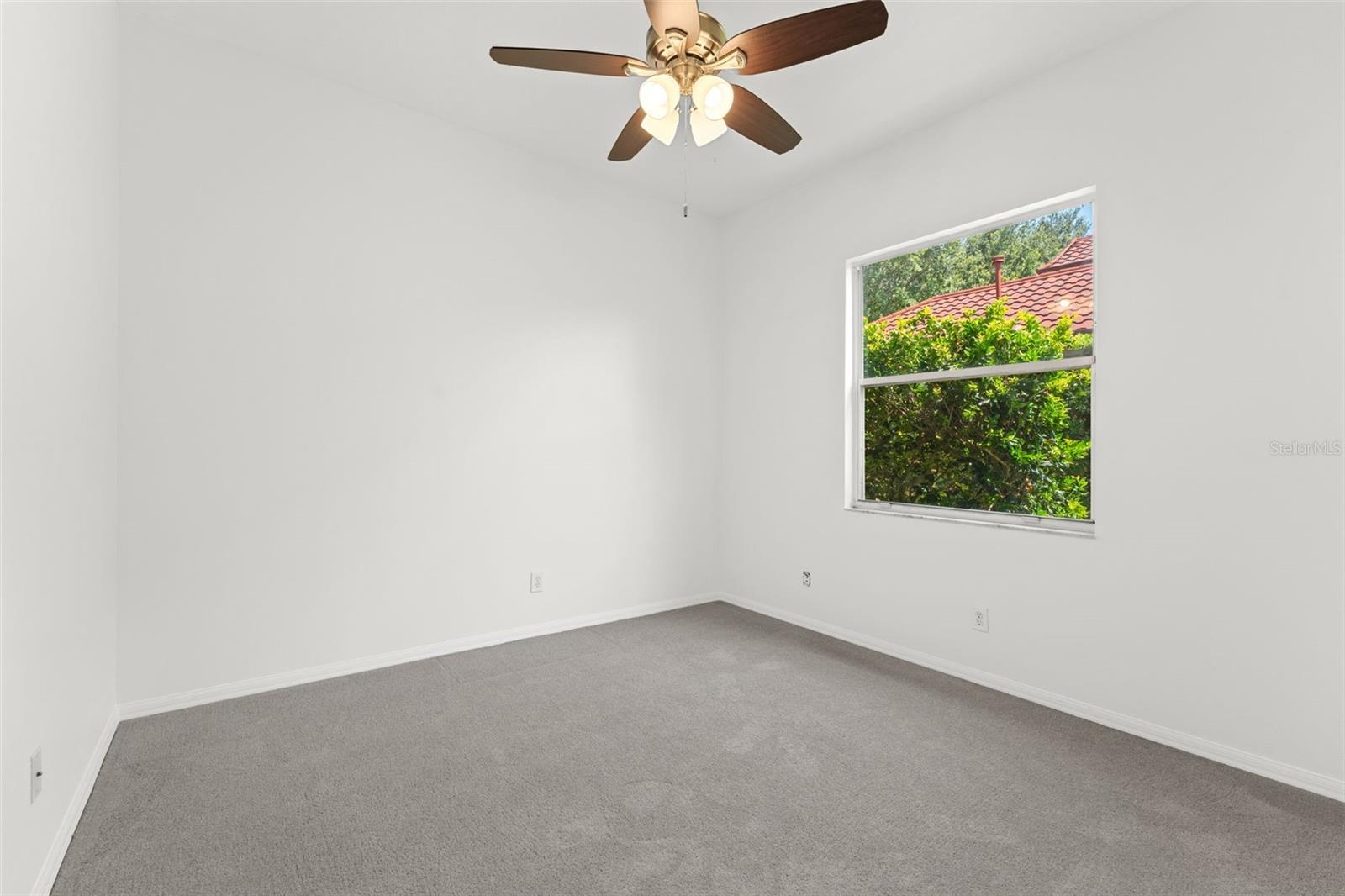 SAWGRASS AT SUNTREE PHASE ONE - Residential