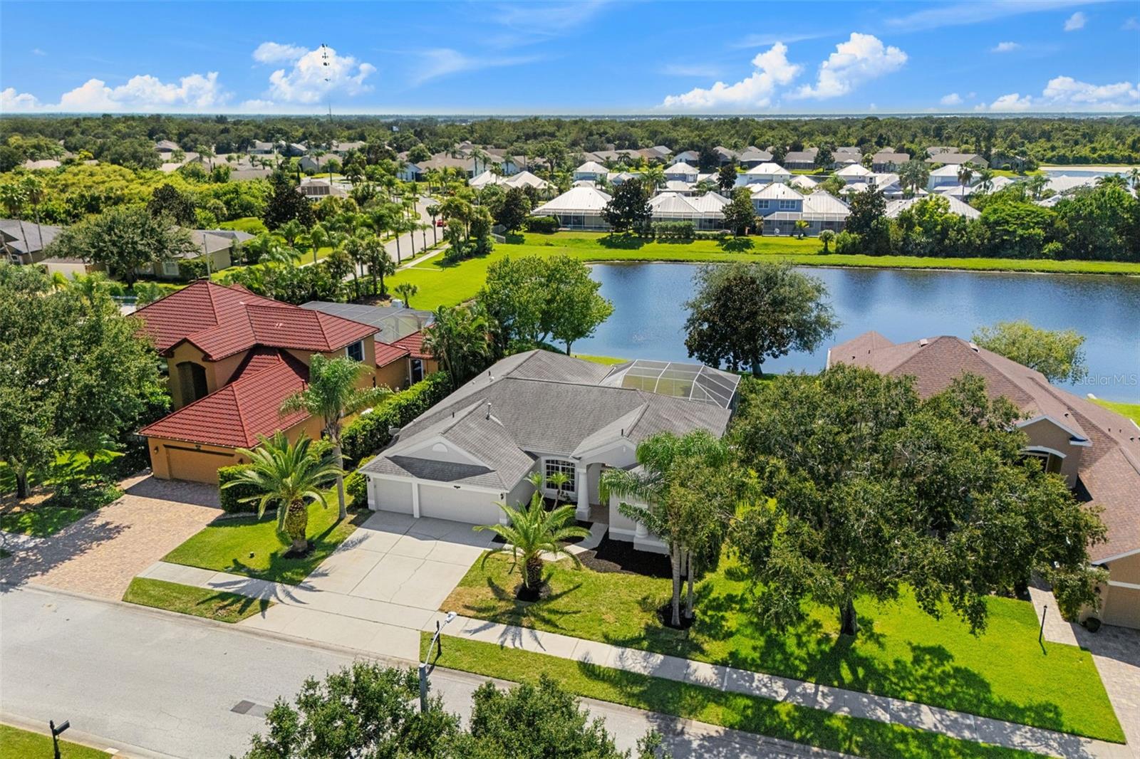 SAWGRASS AT SUNTREE PHASE ONE - Residential