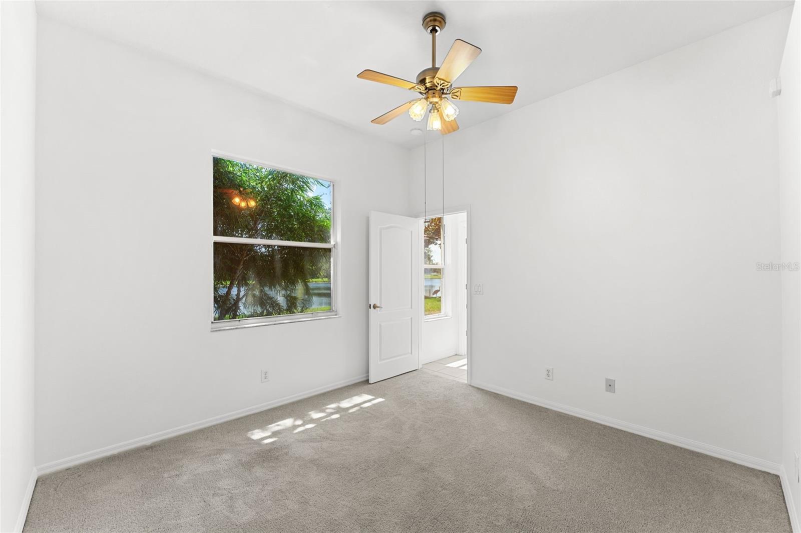 SAWGRASS AT SUNTREE PHASE ONE - Residential