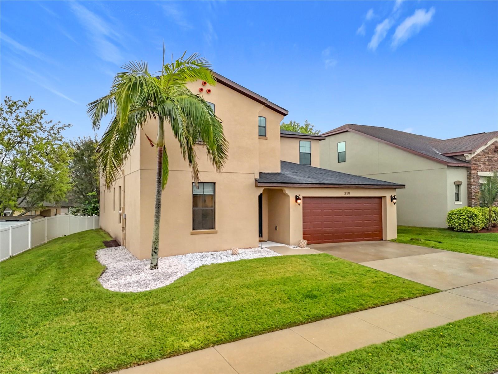 319 ARBOR POINTE AVENUE