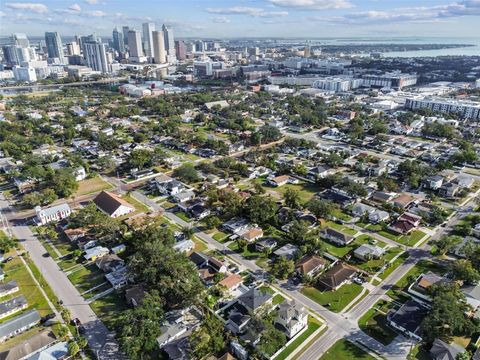 A home in TAMPA