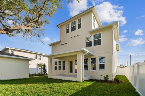 A home in TAMPA