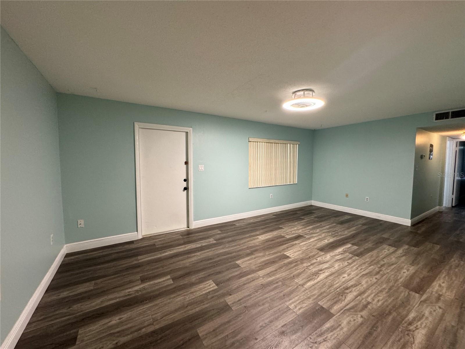 SANDLEWOOD CONDO - Residential