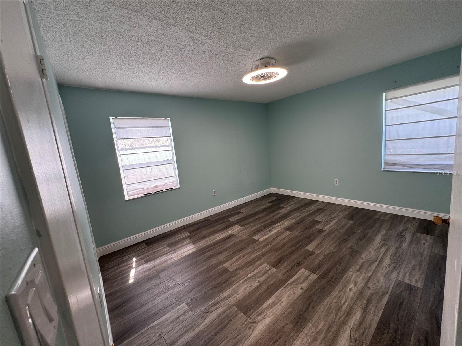 SANDLEWOOD CONDO - Residential