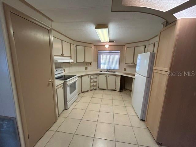 1837 COCO PLUM STREET NE