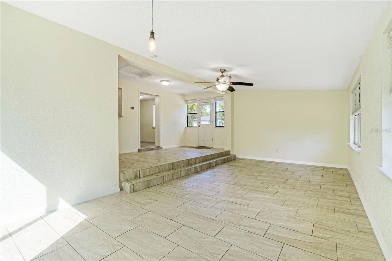 PLANTATION ESTATES UNIT 01 - Residential