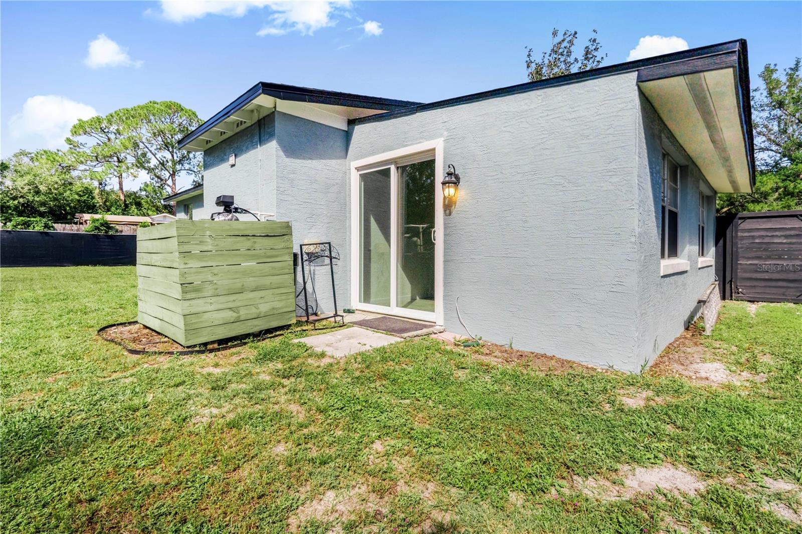 PLANTATION ESTATES UNIT 01 - Residential