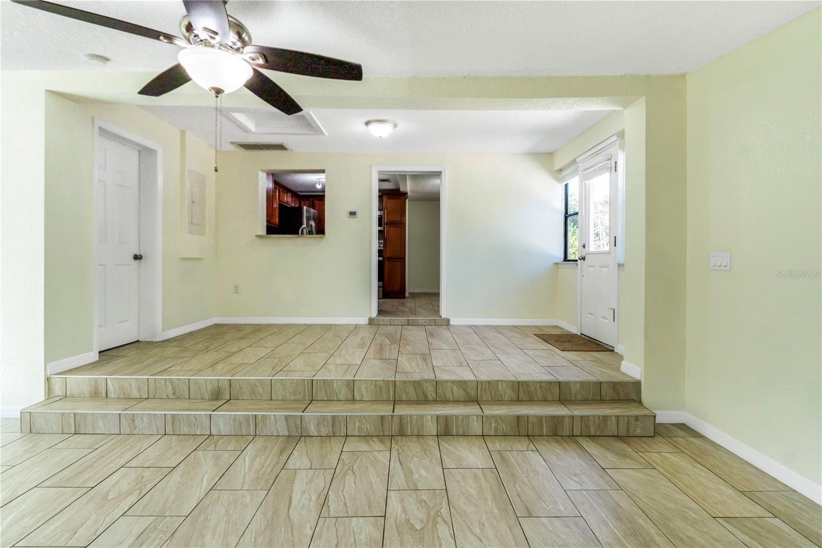 PLANTATION ESTATES UNIT 01 - Residential