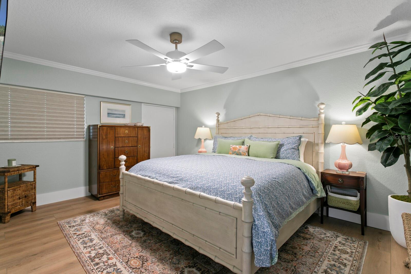 MARINERS LIGHT CONDO - Residential