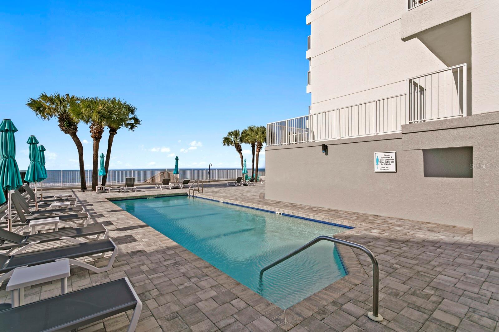 MARINERS LIGHT CONDO - Residential