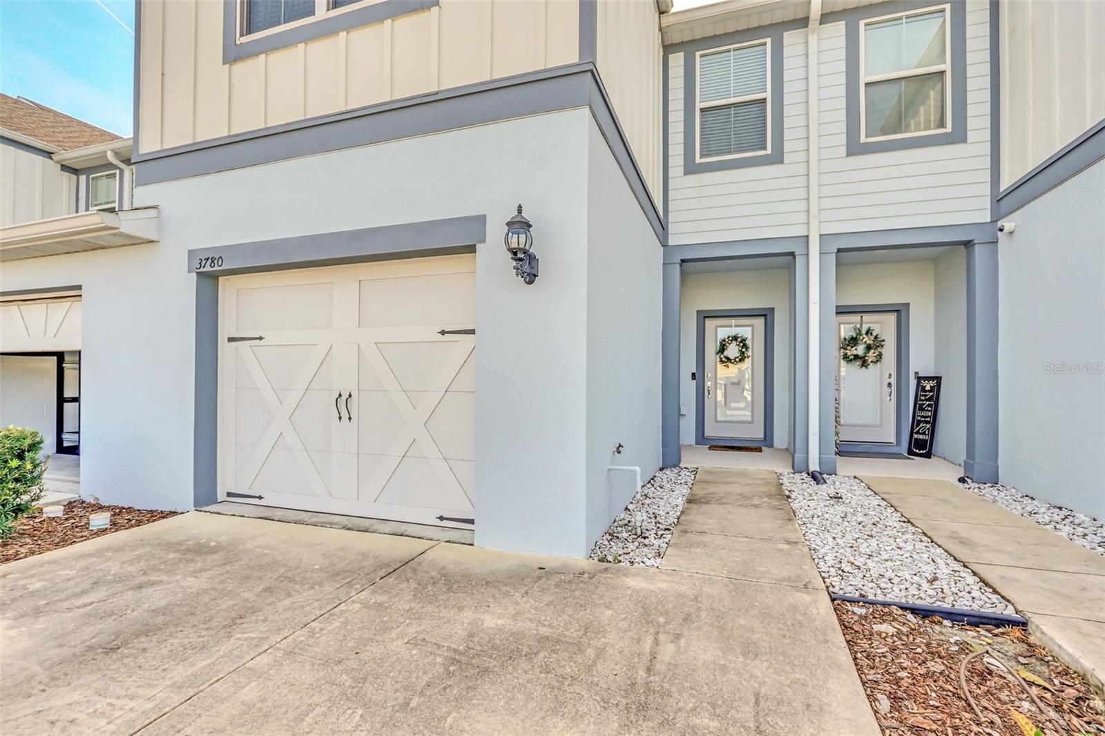 3780 PLAINVIEW DRIVE