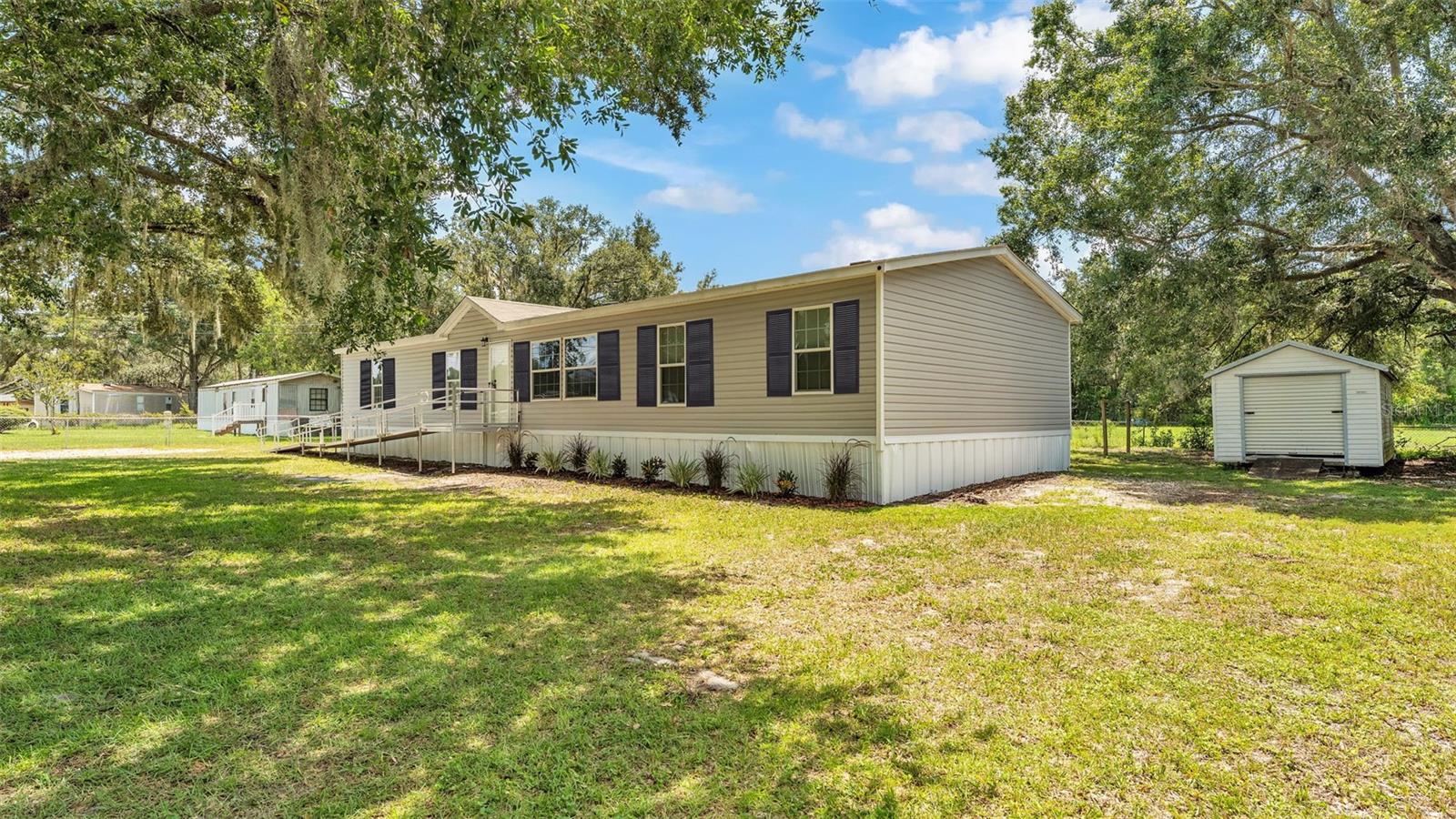 KOSSUTHVILLE - Residential