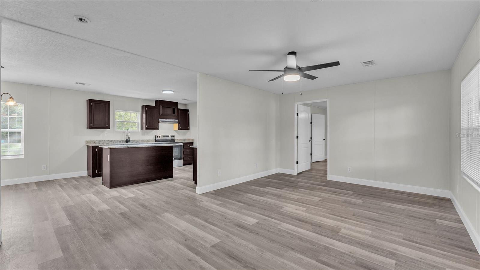 KOSSUTHVILLE - Residential