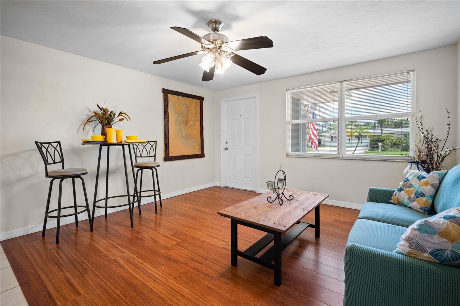 231 LAKEVIEW LANE