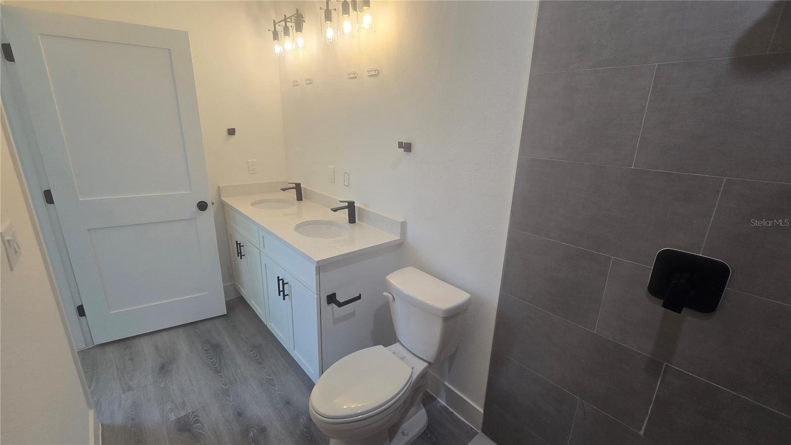 CITRUS SPGS UNIT 05 - Residential
