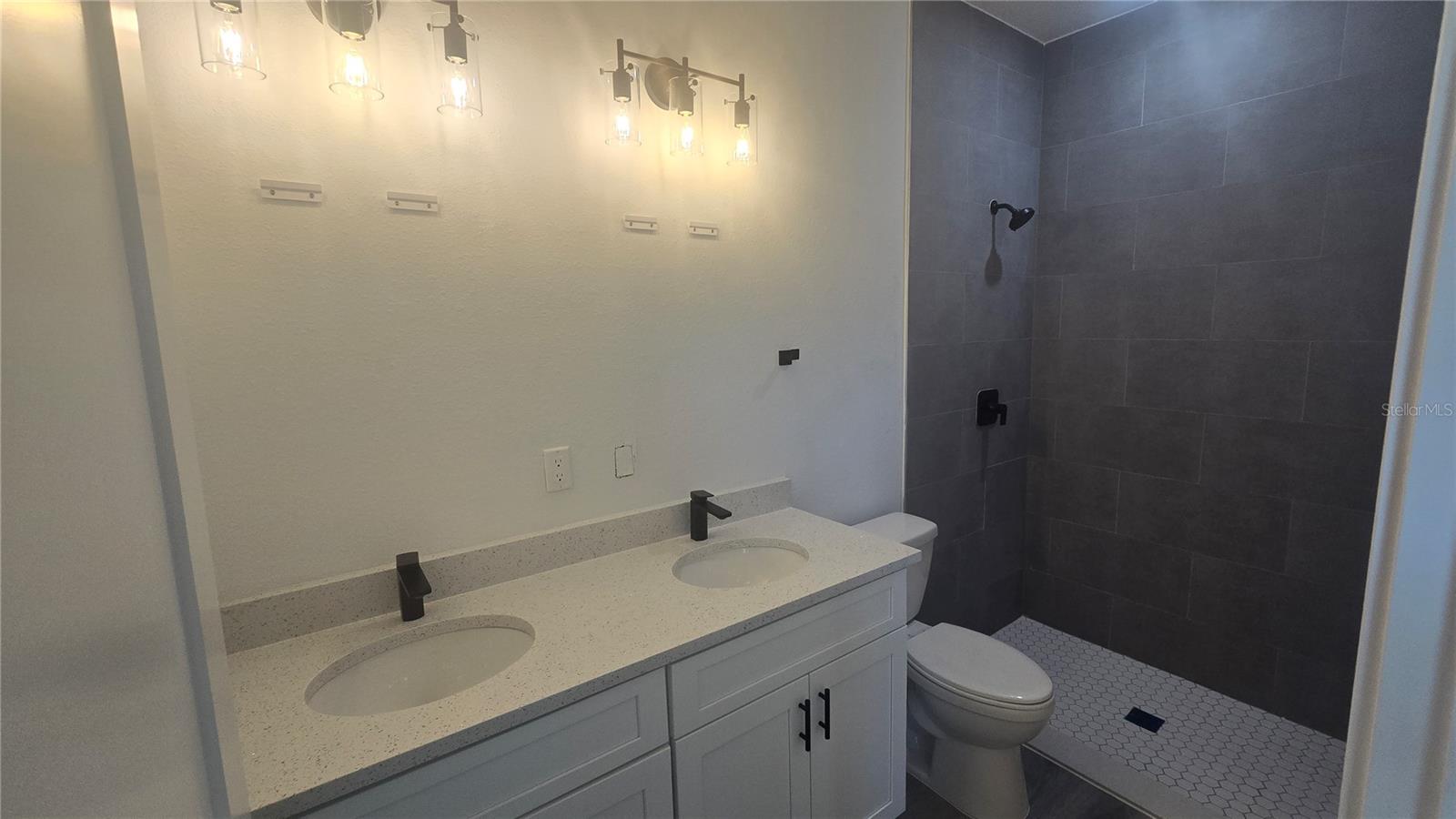 CITRUS SPGS UNIT 05 - Residential