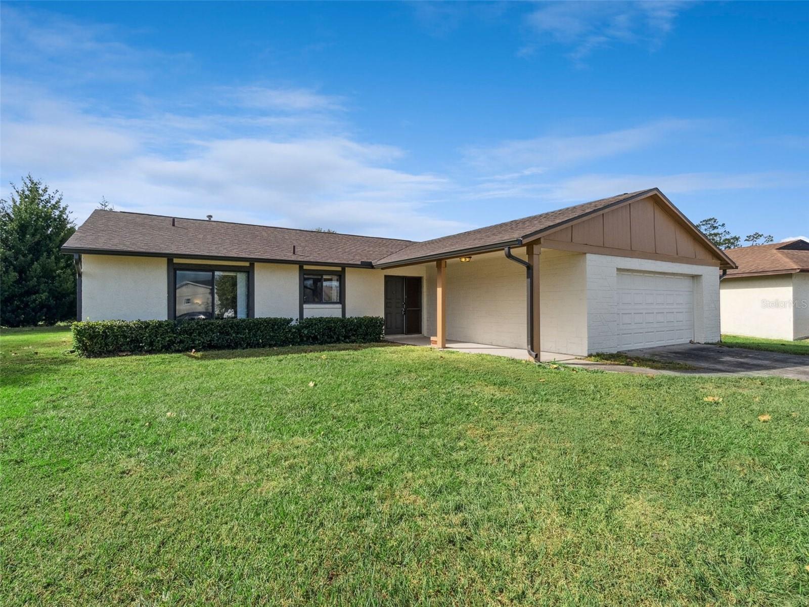 10719 LAZY LAKE DRIVE