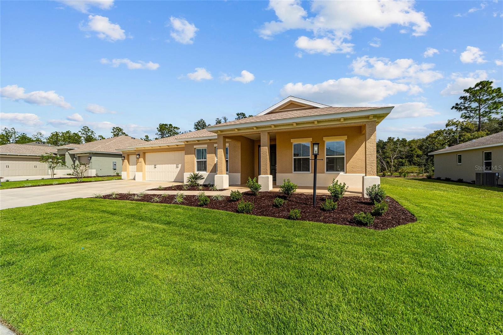ON TOP OF THE WORLD - Residential