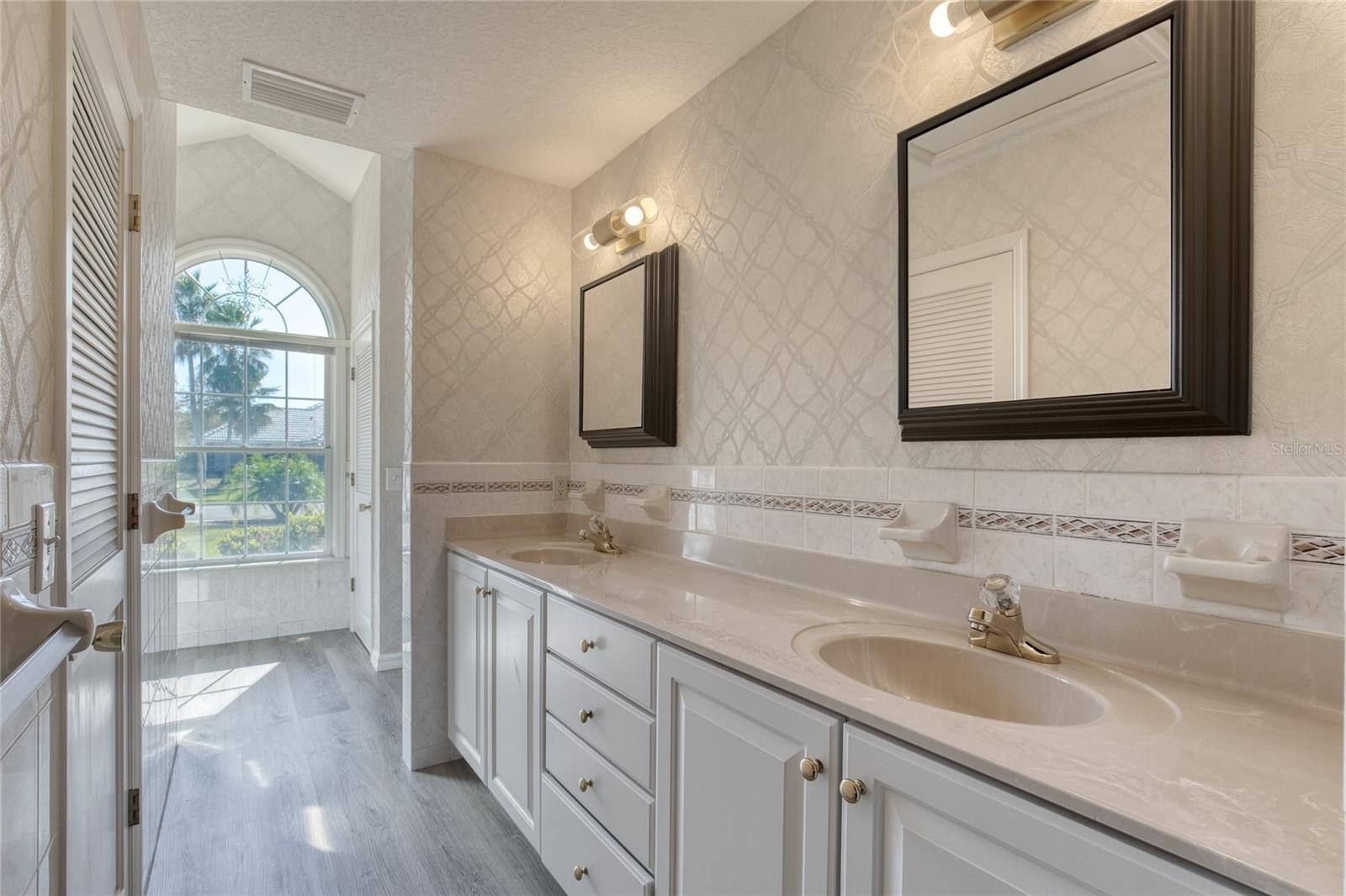 SHADOW CROSSINGS # 02 PT REP HUNTERS RIDGE PH 01 - Residential