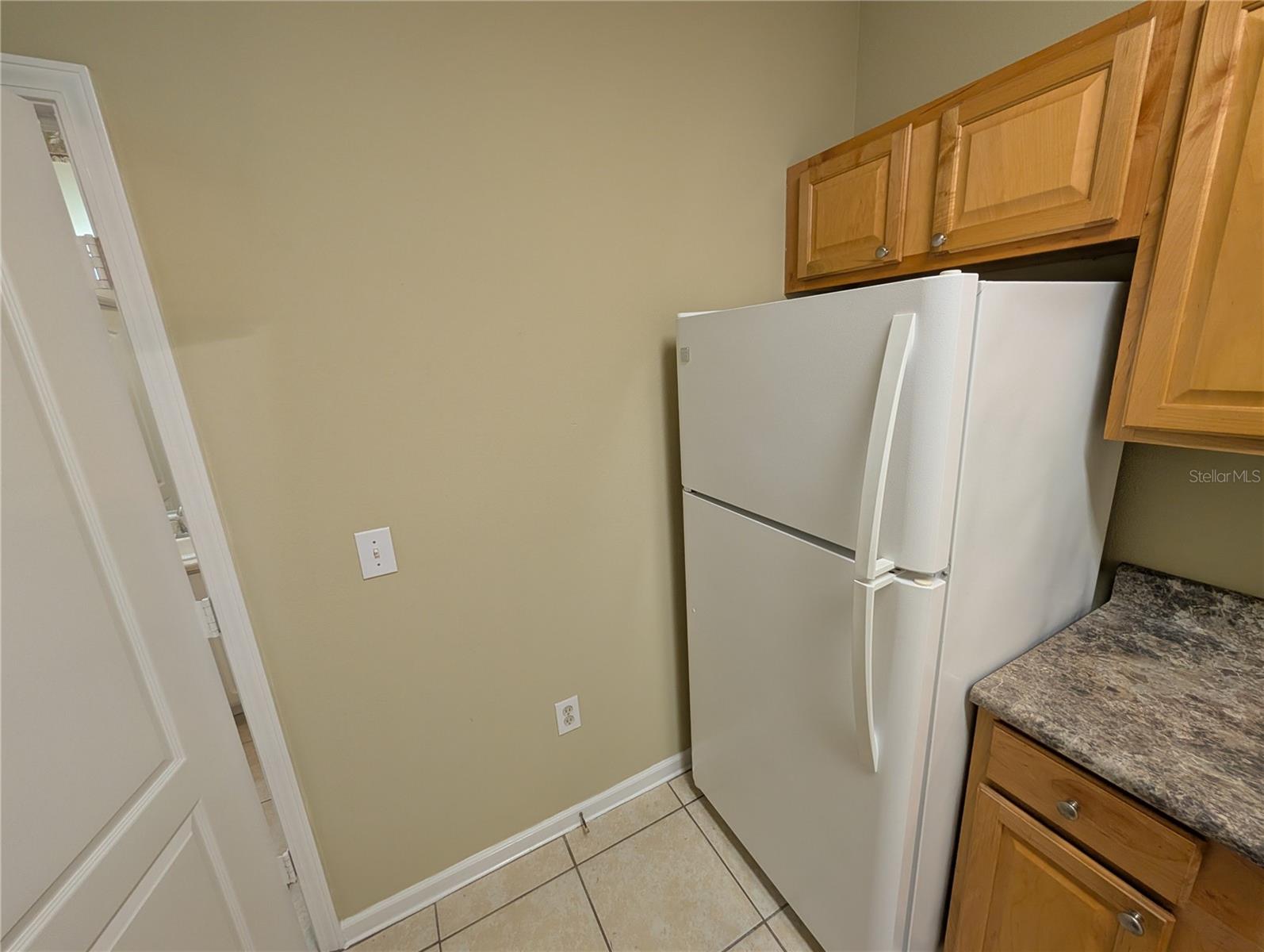 THE VILLAS CONDO - Residential Lease