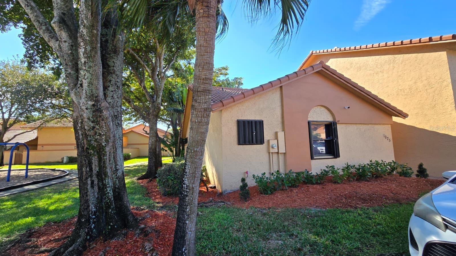 1025 SW 113TH TERRACE