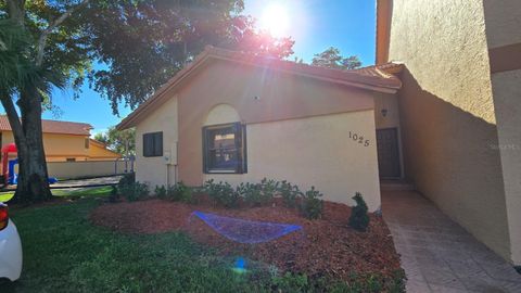 Photo of 1025 SW 113th Terrace, Pembroke Pines, FL 33025 (MLS # TB8460502)