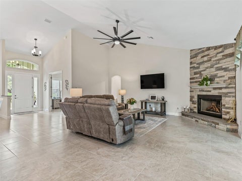 Tiny photo for 3828 Oak Pointe Drive, Lady Lake, FL 32159 (MLS # G5114712)