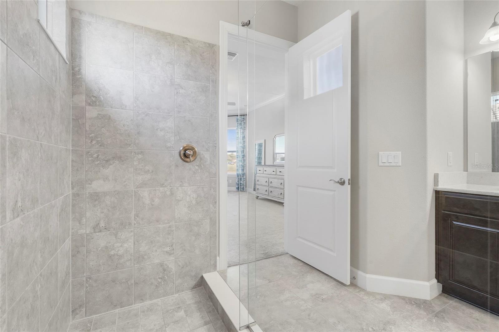 LEGACY ESTATES AT ESPLANADE ON PALMER RANCH - Residential